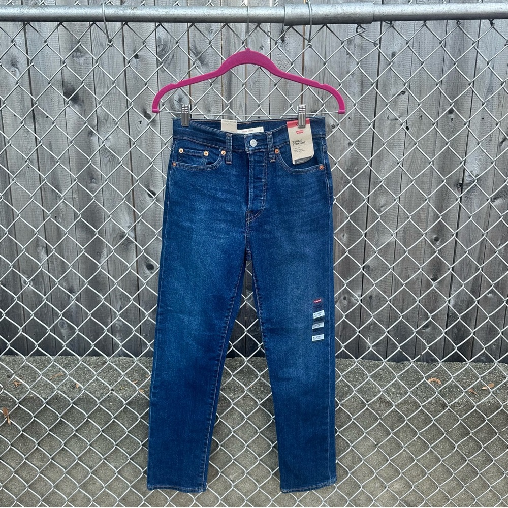 Levi’s Wedgie Jeans Size 27 Size 4 X Short